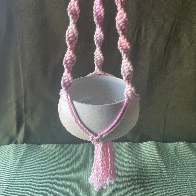 Bubble planter with macrame hanger