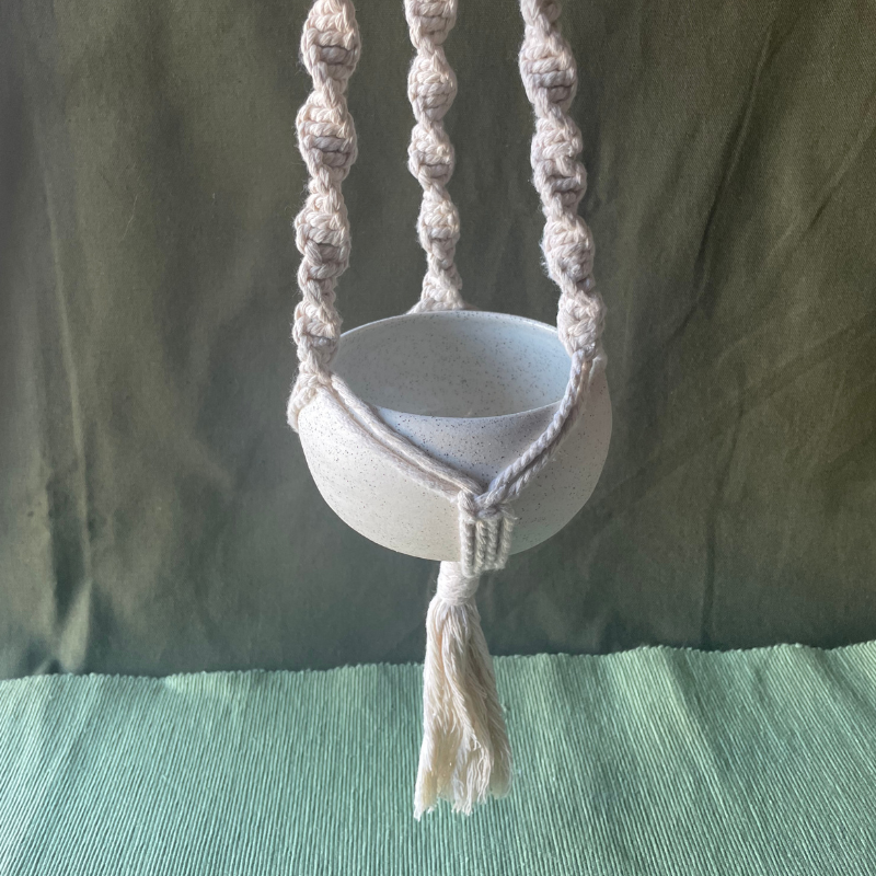 Bubble planter with macrame hanger