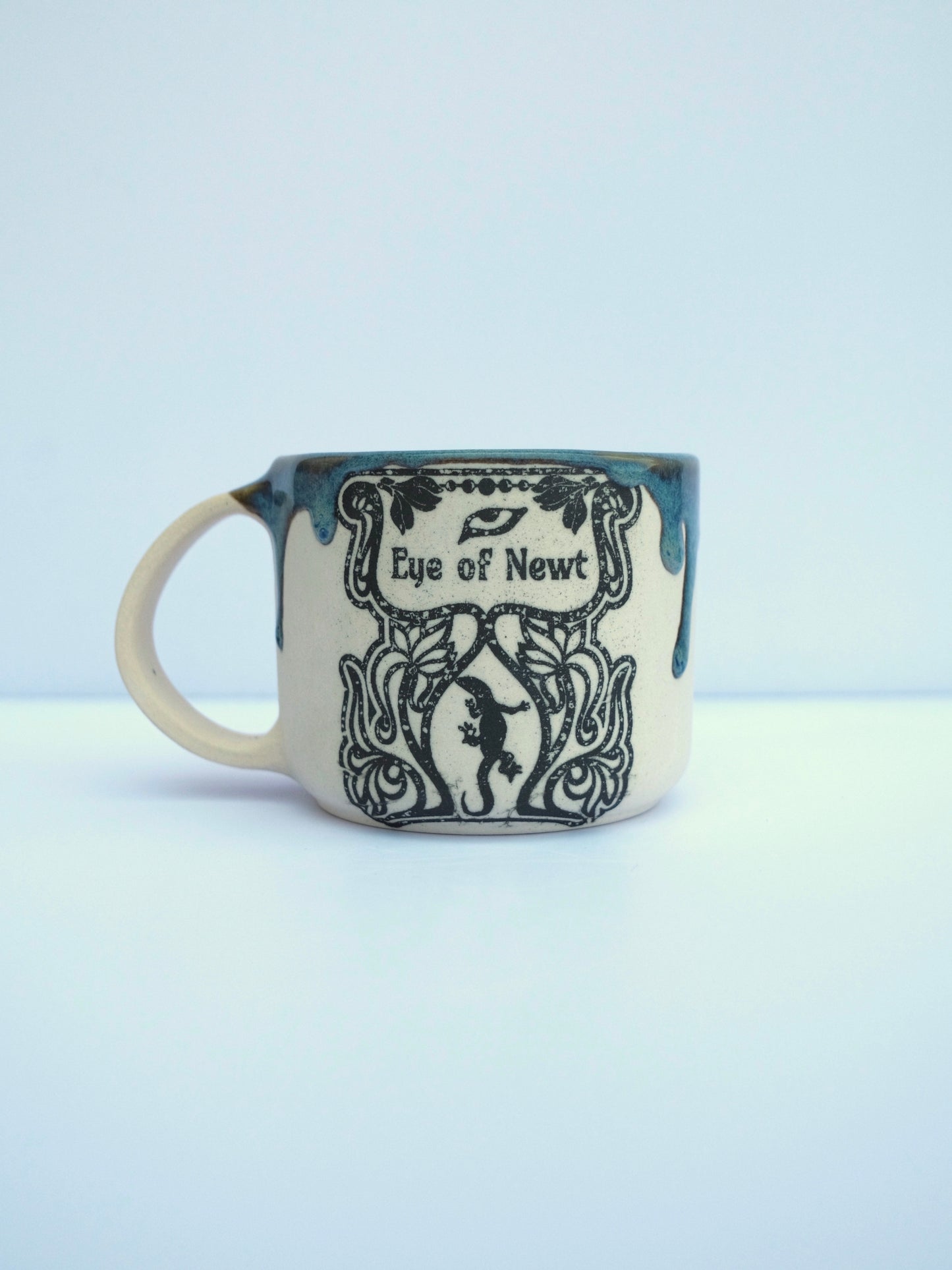 Apothecary Mug  'Eye of Newt'