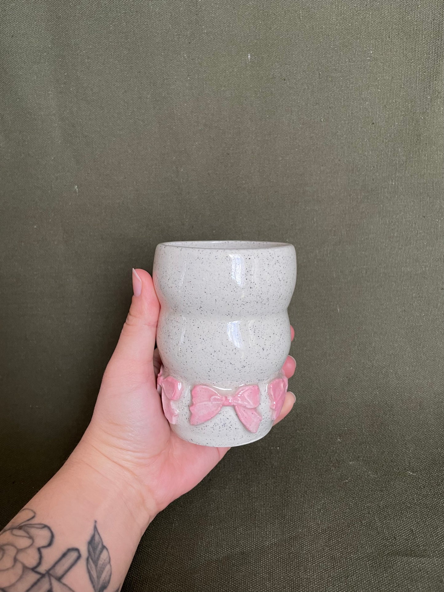 Bow Tumblers